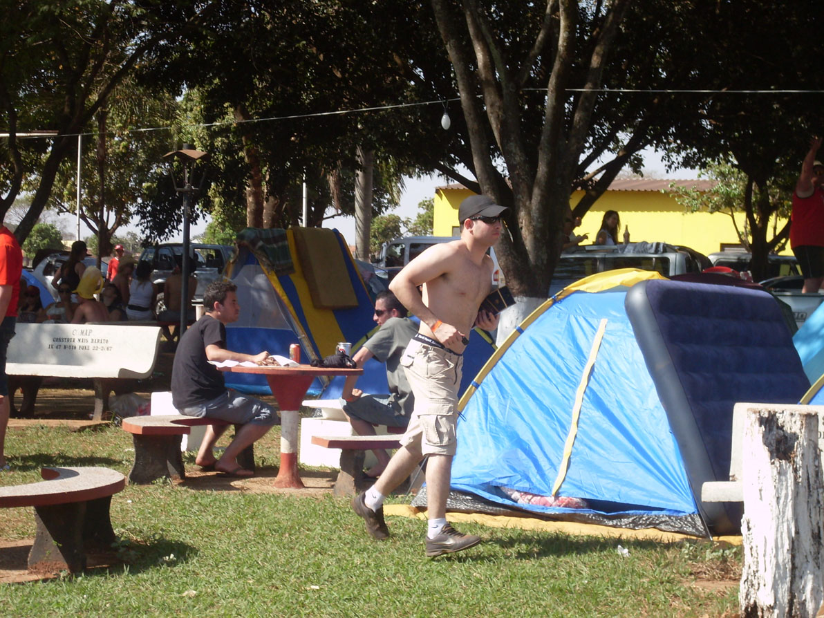 Uma cidade de barracas e - Festa do Peão de Barretos